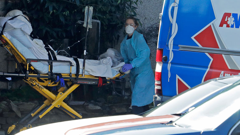 Η Νέα Υόρκη κινητοποιεί την Εθνοφρουρά σε συνοικία που έχει πληγεί από τον Covid-19