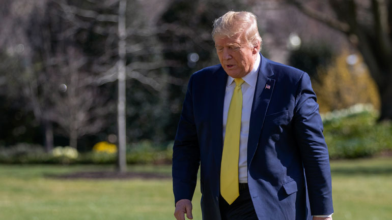 Ο Τραμπ ενδέχεται να κηρύξει κατάσταση έκτακτης ανάγκης λόγω κορωνοϊού