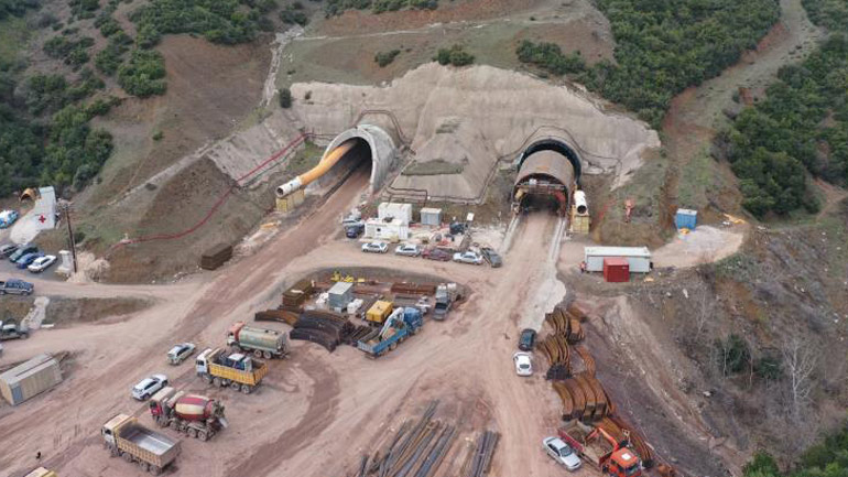 «Ταξίδι» στα εργοτάξια του Αυτοκινητοδρόμου Κεντρικής Ελλάδος