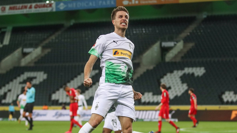 Επιστροφή στις νίκες για τη Γκλάντμπαχ, 2-1 την Κολωνία