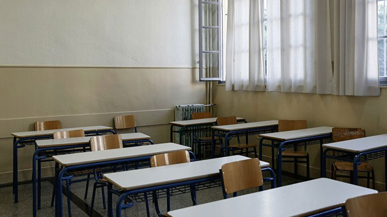 Ελληνοαμερικανός καθηγητής στο Yale: «Το προληπτικό κλείσιμο των σχολείων λόγω επιδημίας μπορεί να σώσει ζωές»