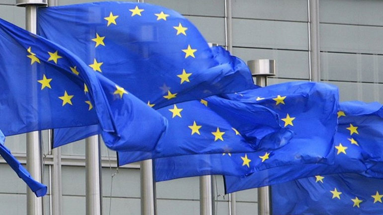 Η ΕΕ θα προσπαθήσει να αποφύγει τις οικονομικές επιπτώσεις λόγω απαγόρευσης των ταξιδιών στην Αμερική