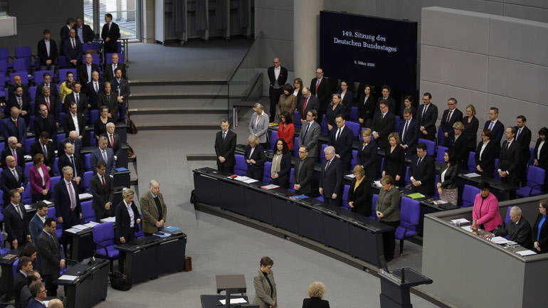 Γερμανία: Ο κορωνoϊός «χτύπησε» και την Bundestag – Στα 1.567 τα κρούσματα