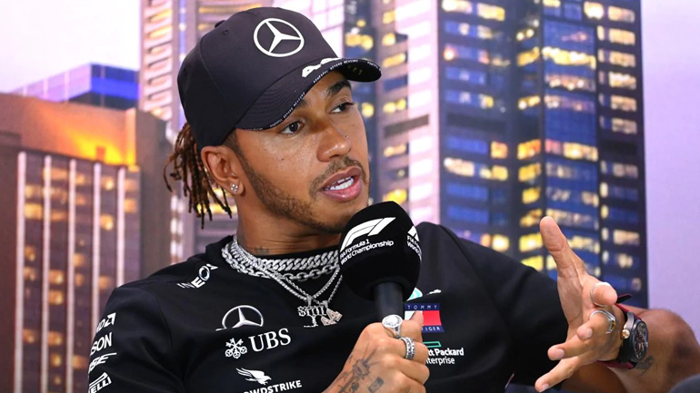 Hamilton: «Δεν πρέπει να βρισκόμαστε εδώ»