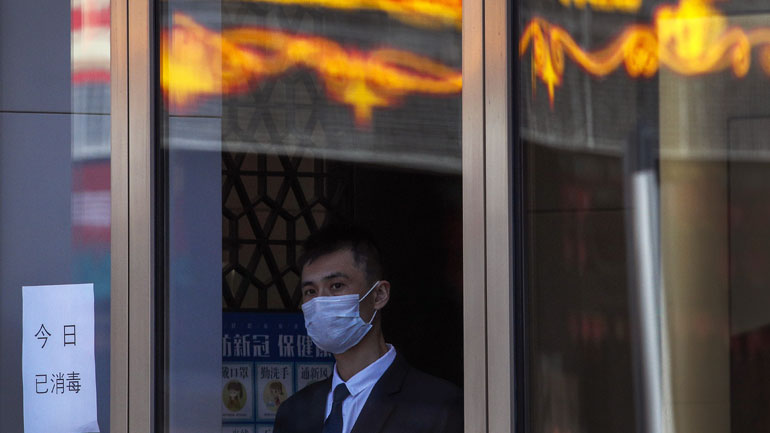 Εθνική Επιτροπή Υγείας: Η κορύφωση της επιδημίας του κορωνοϊού ξεπεράστηκε στην ηπειρωτική Κίνα