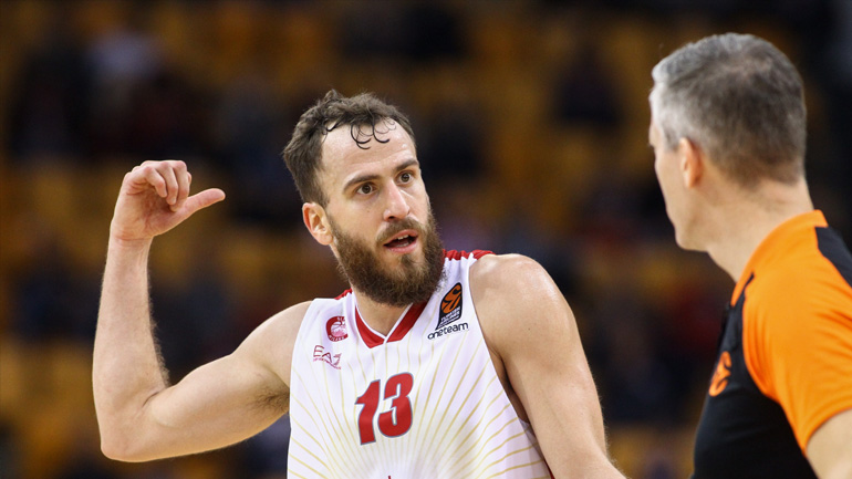 Σε καραντίνα για τουλάχιστον πέντε μέρες οι παίκτες της Αρμάνι Mιλάνο