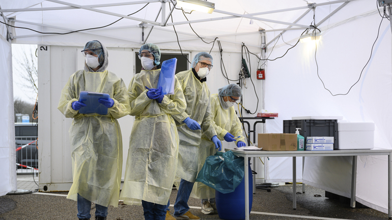 Φάρμακο για τον Ebola δίνουν σε ασθενείς με κορωνοϊό νοσοκομεία στη Γερμανία