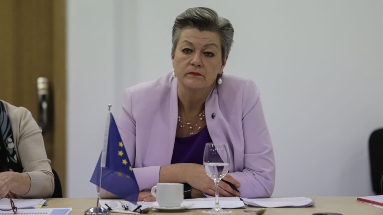 Γιόχανσον: Μετά το Πάσχα η πρόταση της Κομισιόν για το κοινό ευρωπαϊκό σύστημα μετανάστευσης και ασύλου