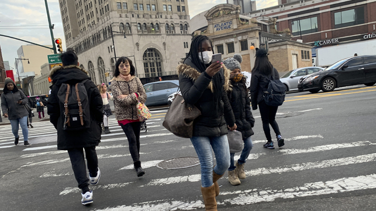 Κορωνοϊός: Η Νέα Υόρκη απαγορεύει τις συναθροίσεις άνω των 500 ατόμων
