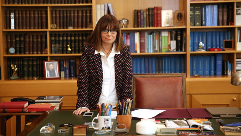 Την Παρασκευή, στις 11:00, η ορκωμοσία της νέας Προέδρου της Δημοκρατίας στη Βουλή