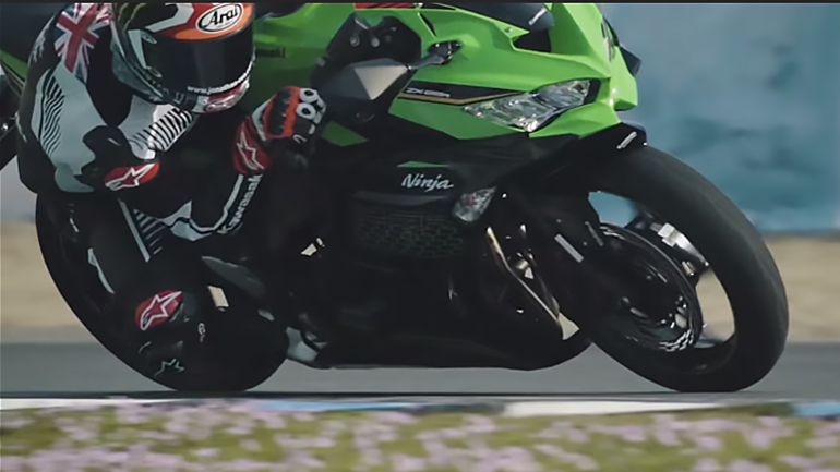 Kawasaki ZX-25R : Στα χέρια των “παγκόσμιων”