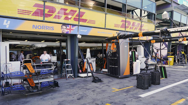 Σε καραντίνα 14 μέλη της McLaren