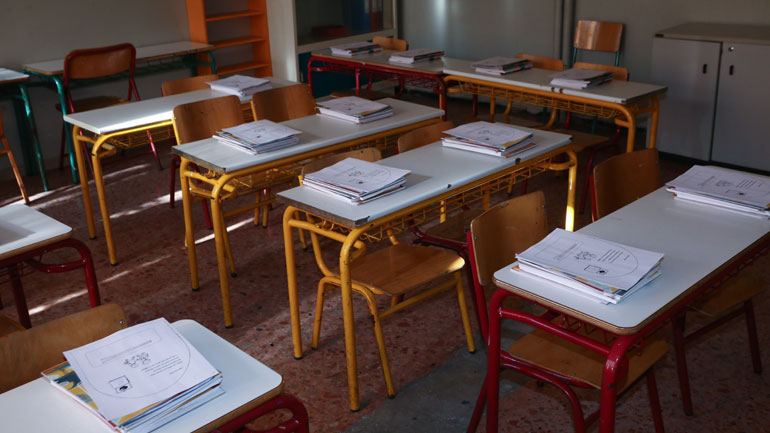 Κορωνοϊός: Πέντε συλλήψεις για φροντιστήρια σε Γρεβενά και Ιωάννινα παρά τις απαγορεύσεις