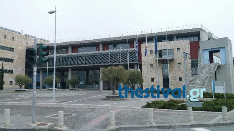 Θεσσαλονίκη: Εκκενώθηκε το δημαρχείο ύστερα από τηλεφώνημα για βόμβα
