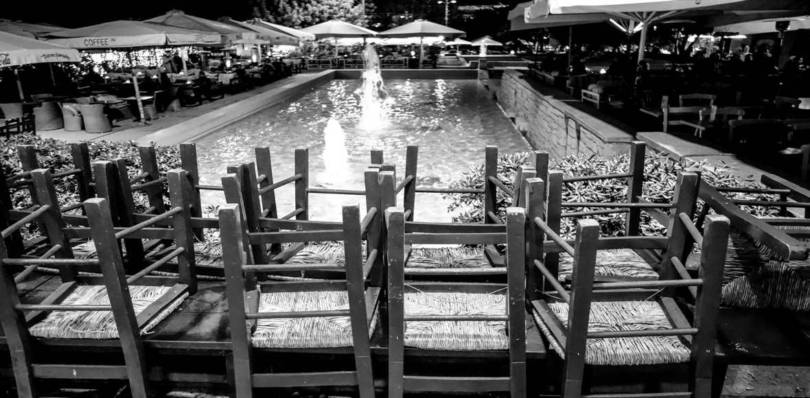 Αδειάζουν οι δρόμοι…