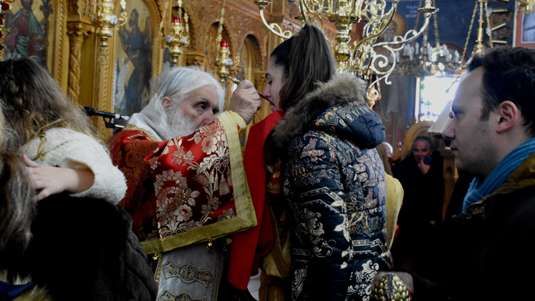 Εκκλησία Κρήτης: Οι ηλικιωμένοι να μείνουν στα σπίτια τους – Τι θα γίνει με γάμους, βαφτίσεις