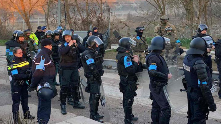 Οι δυνάμεις της FRONTEX εν δράσει στον Έβρο