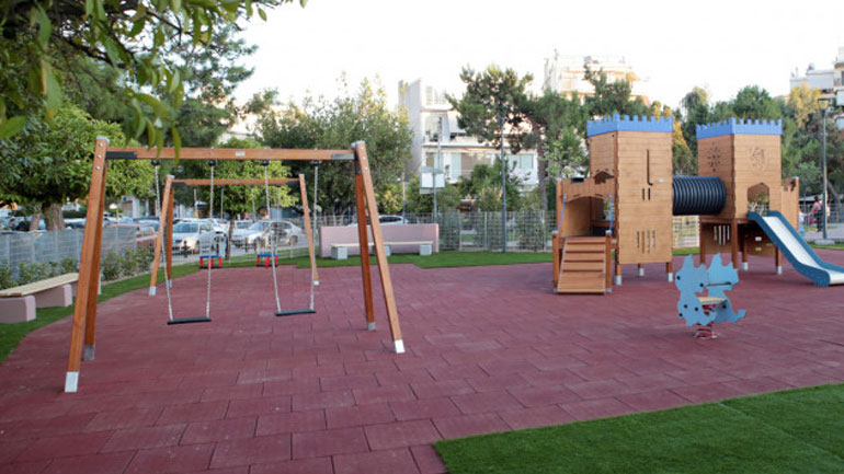 Κλείνουν όλες οι παιδικές χαρές του Δήμου Ηλιούπολης