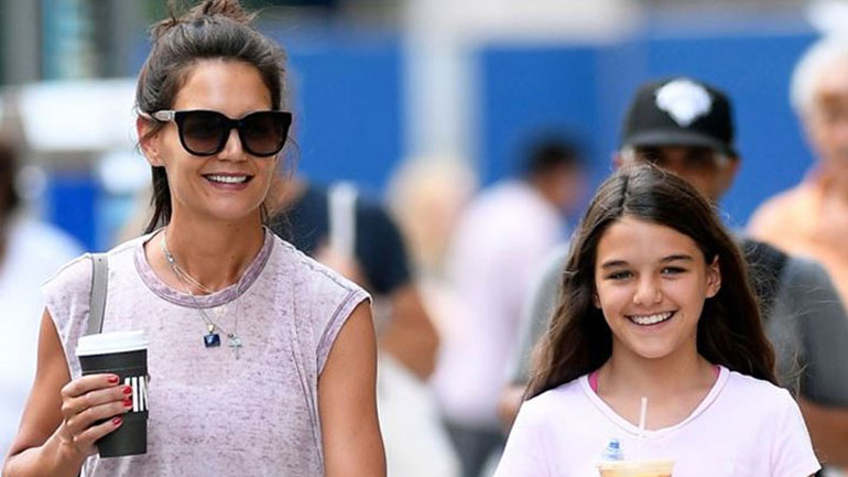 Katie Holmes: Η εξομολόγηση για την κόρη της και τον χωρισμό της με τον Tom Cruise