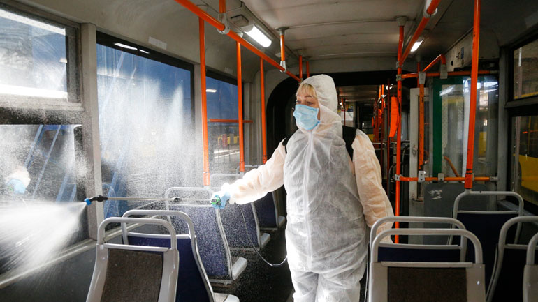 Πρώτος θάνατος στην Ουκρανία από τον κορωνοϊό – Οι Αρχές κλείνουν τα σύνορα