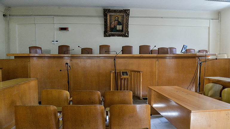 Την διακοπή της λειτουργίας των δικαστηρίων ζητά και η Ένωση Δικαστών και Εισαγγελέων