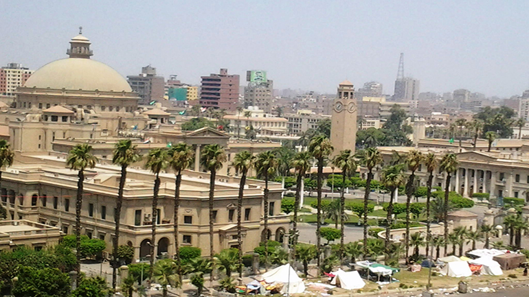 Κλείνουν από αύριο όλα τα σχολεία και πανεπιστήμια της Αιγύπτου