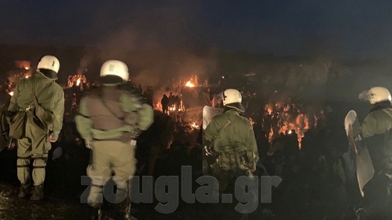 Νέα επεισόδια στον Έβρο: Πρώτη γραμμή τα ΜΑΤ, δεύτερη ο Στρατός