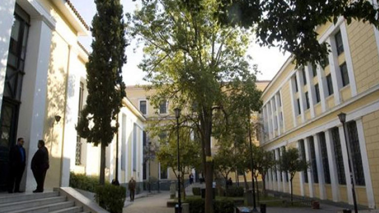 Οι Εισαγγελείς ζητούν την πλήρη αναστολή των δικαστηρίων – Απολυμαίνεται η Ευελπίδων