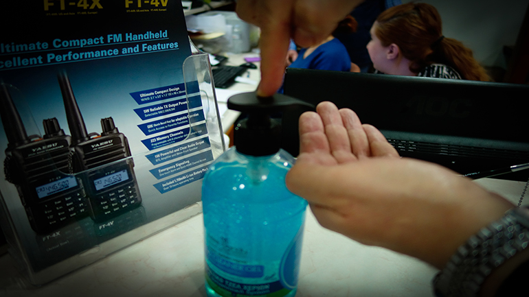 Η ΕΕ περιορίζει τις εξαγωγές ιατρικού εξοπλισμού προστασίας