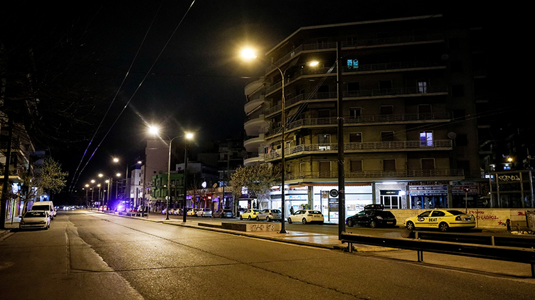 Εισήγηση στον Πρωθυπουργό για πλήρη απαγόρευση κυκλοφορίας