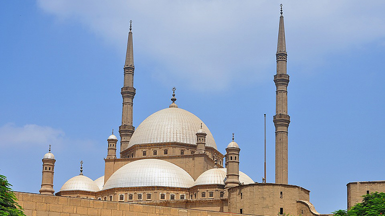 Αίγυπτος: Αναστέλλονται οι προσευχές της Παρασκευής στα τζαμιά