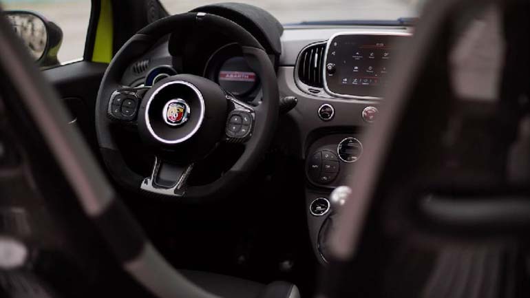 Το «μαγικό κουτί» της Abarth