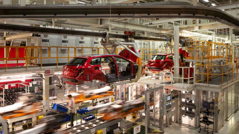 Κλείνουν το ένα μετά το άλλο τα εργοστάσια των αυτοκινητοβιομηχανιών 