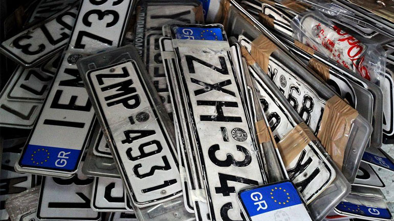 Θεσσαλονίκη: Η Δημοτική Αστυνομία επιστρέφει τις πινακίδες λόγω κορωνοϊού