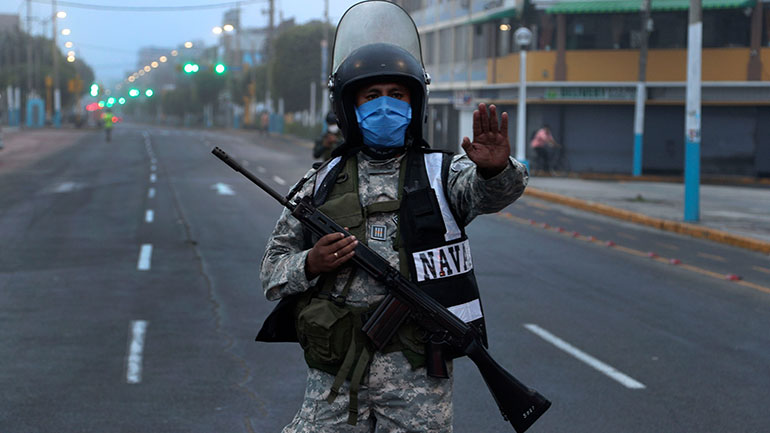 Περού-Χιλή-Παραγουάη: Στρατός στους δρόμους, περιορισμοί στην κυκλοφορία, κλείσιμο συνόρων για την αντιμετώπιση του κορωνοϊού