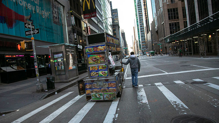 Το Λος Άντζελες κλείνει εστιατόρια και μπαρ – Στο Λας Βέγκας κλείνουν καζίνο και ξενοδοχεία