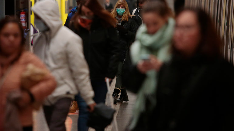 Κορωνοϊός: Κλείνουν τα χερσαία σύνορα της Ισπανίας με όλη την Ευρώπη – Διακόπτεται η αεροπορική σύνδεση με την Πορτογαλία