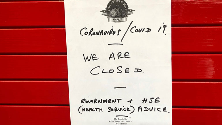 Ιρλανδία: Οι ιδιοκτήτες εστιατορίων ζητούν να κλείσουν κι αυτά, μετά τις παμπ, εξαιτίας του κορωνοϊού