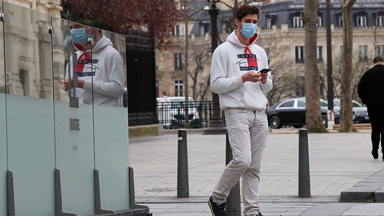 Γαλλία: Το Παρίσι κλείνει τα πάρκα του για να αποτρέψει τη διασπορά του κορωνοϊού