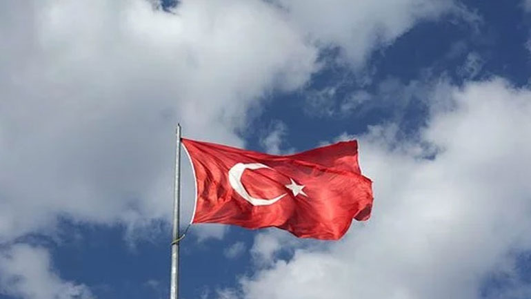 Τουρκία: Έφτασε στη χώρα το τρίτο πλωτό γεωτρύπανο