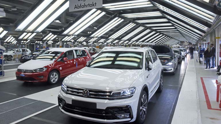 Κλείνει τα εργοστάσια το VW Group