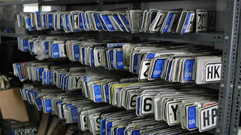 Επιστρέφονται οι πινακίδες λόγω κορωνοϊού