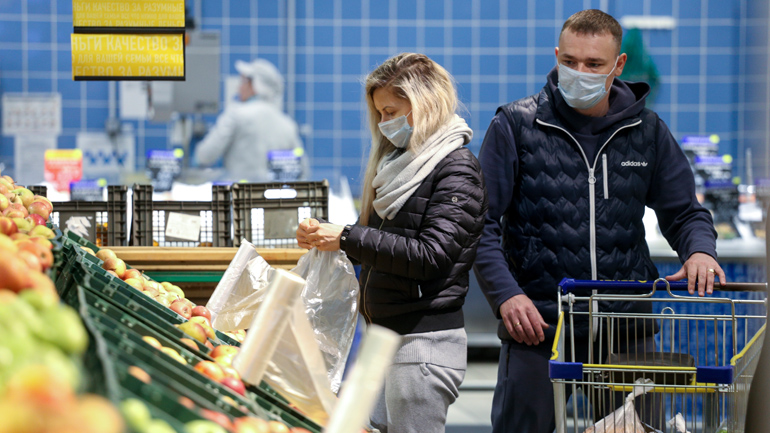 Στα 114 ανήλθαν τα κρούσματα του κορωνοϊού στη Ρωσία