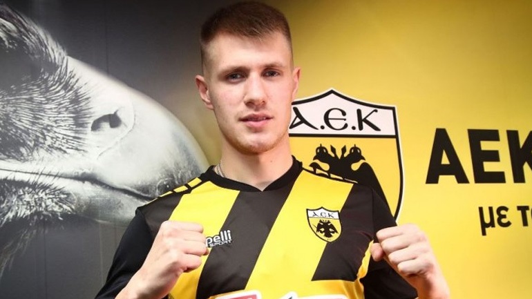 Σιμάνσκι: «Θέλω να μείνω στην ΑΕΚ»