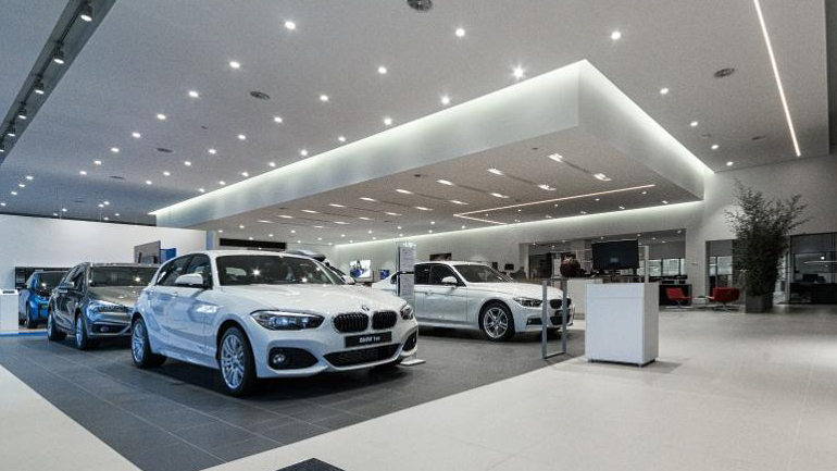 Ανοιχτές παραμένουν οι αντιπροσωπείες αυτοκινήτων και μοτοσικλετών