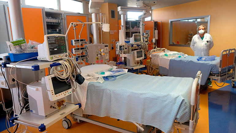 Κορωνοϊός: Έκρηξη κρουσμάτων και μεγάλη αύξηση των νεκρών στην Ιταλία – Στους 475 οι θάνατοι σε μία ημέρα