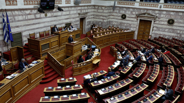 Πρόσθετα μέτρα και στη Βουλή για τον κορωνοϊό