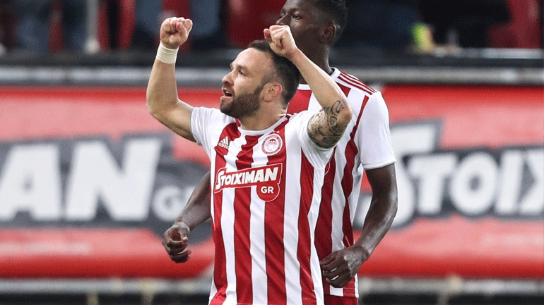 Ολυμπιακός: Το «toilet paper challenge» του Βαλμπουενά Ολυμπιακός: Το «toilet paper challenge» του Βαλμπουενά