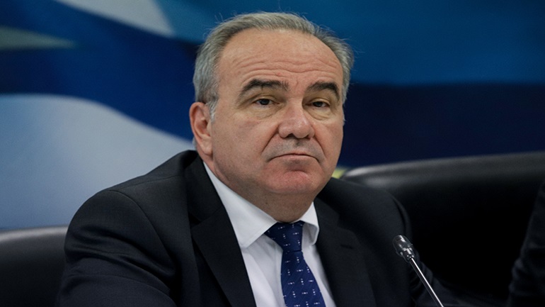 Παπαθανάσης: Υποχρεούνται από την πολιτεία οι αλυσίδες λιανικής να ανοίξουν την Κυριακή