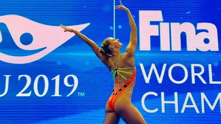 Εβελίνα Παπάζογλου: «Οι δυσκολίες μάς κάνουν πιο δυνατούς» Εβελίνα Παπάζογλου: «Οι δυσκολίες μάς κάνουν πιο δυνατούς»